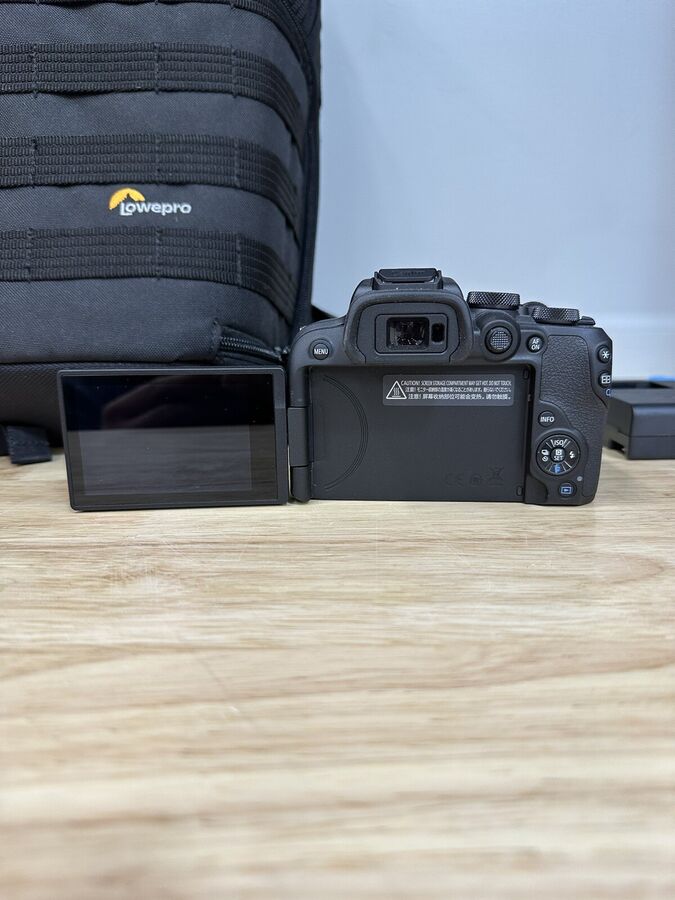 Canon EOS R10 24.2MP Mirrorless Camera - Black (RF-S 18-45mm f/4.5-6.3 IS STM)